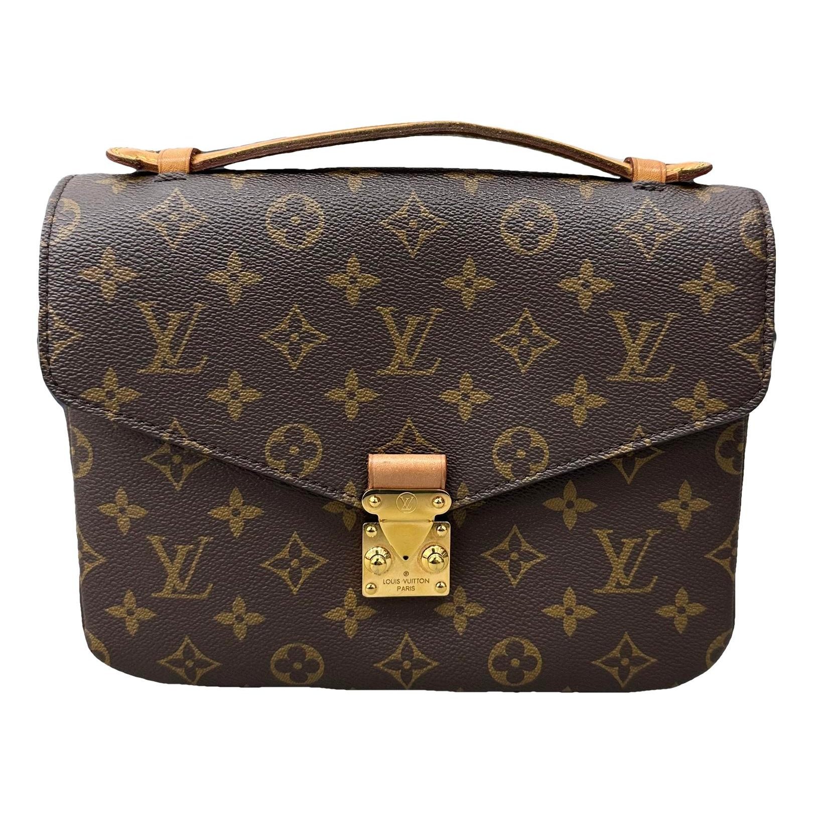 Metis leather handbag