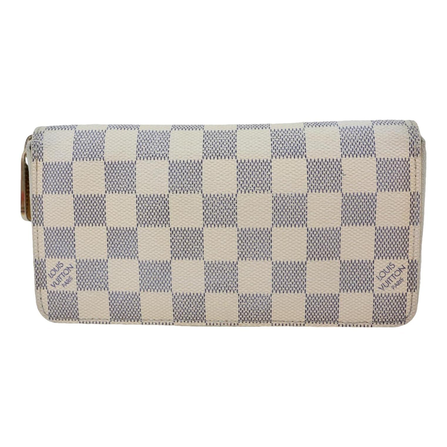Cloth clutch bag
