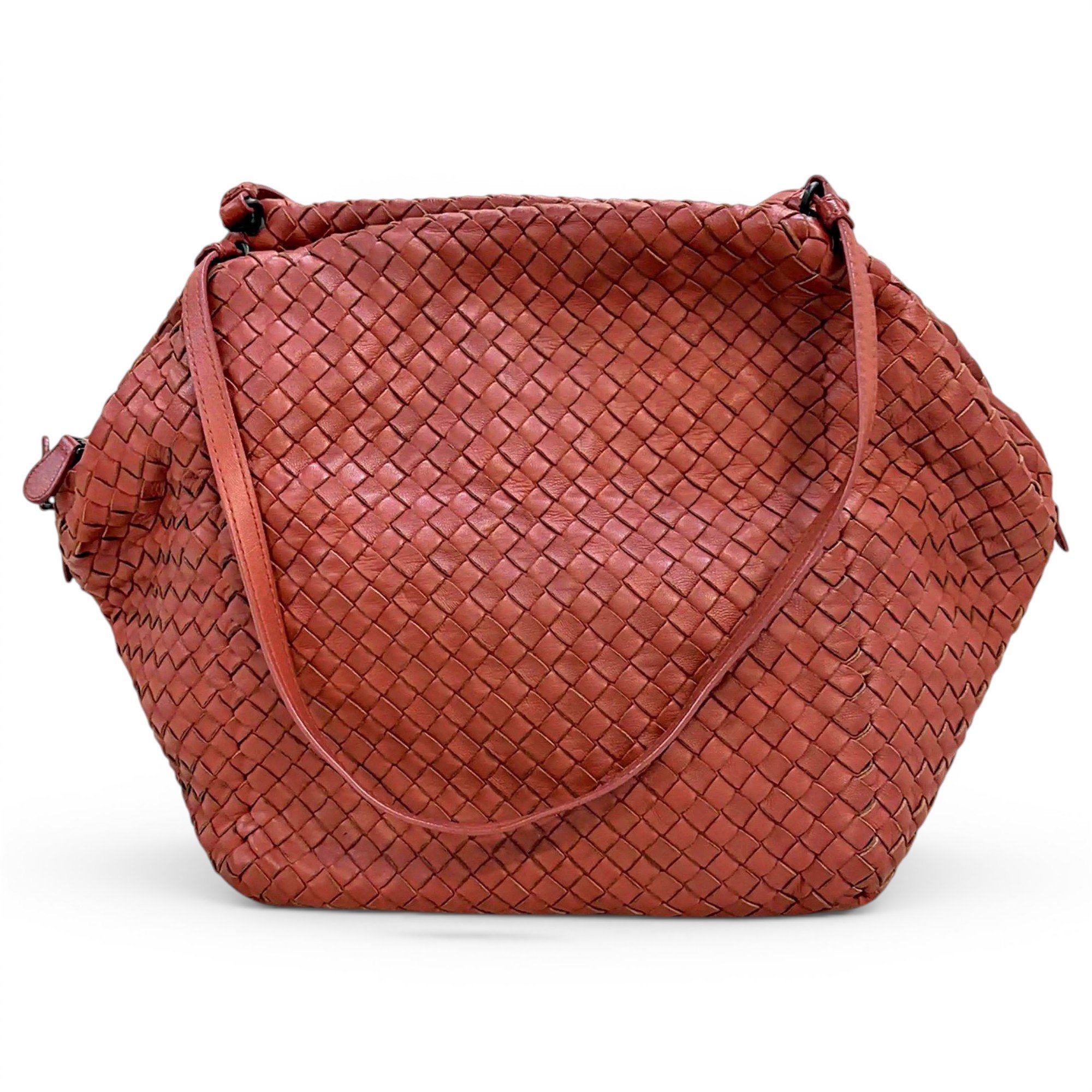 Leather tote