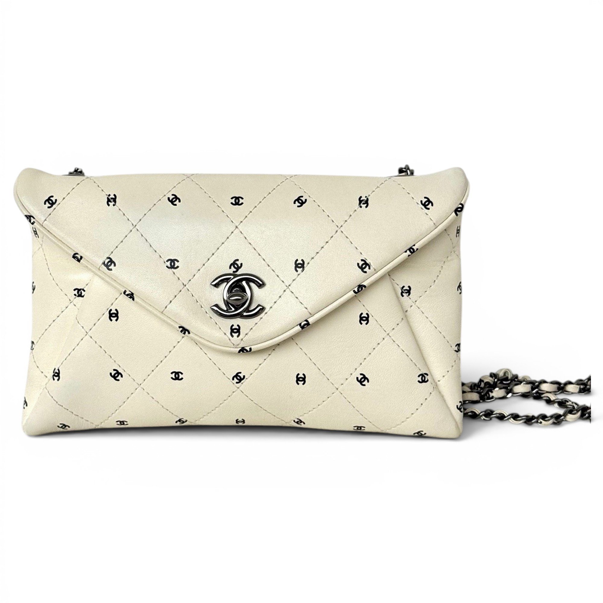Timeless/Classique leather crossbody bag