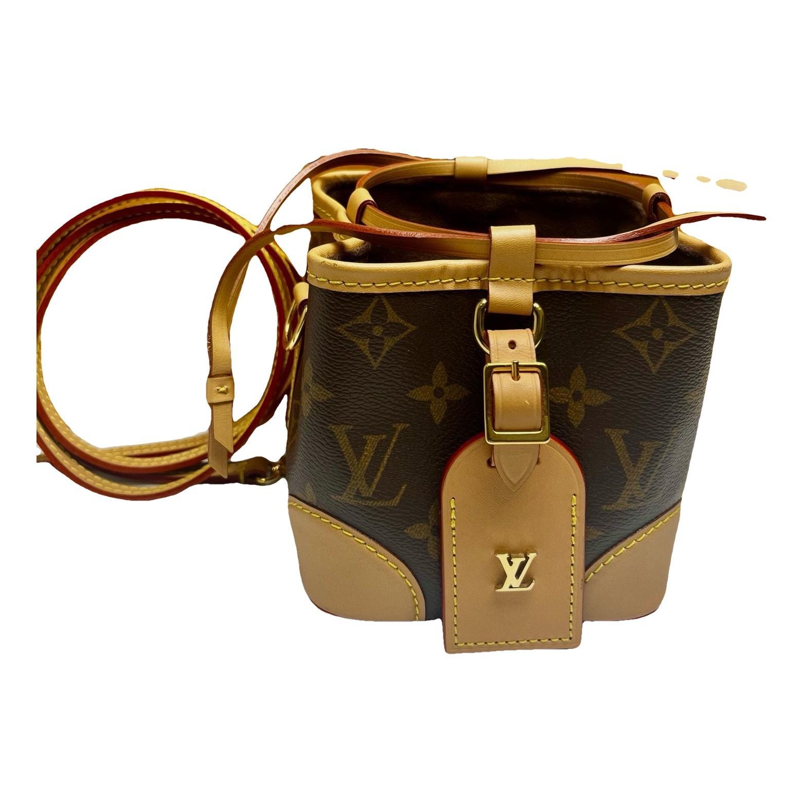 Noé leather handbag