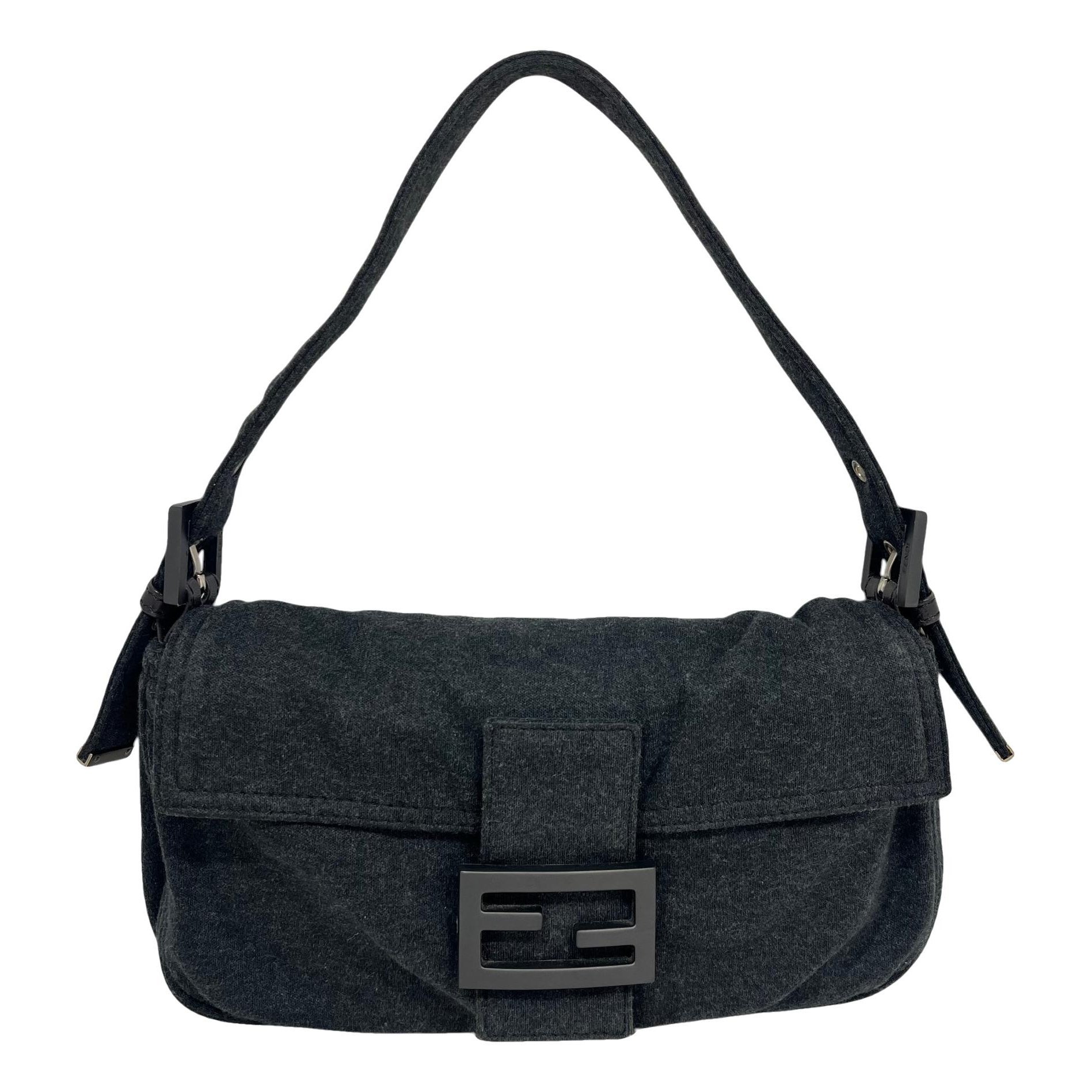 Baguette cloth handbag
