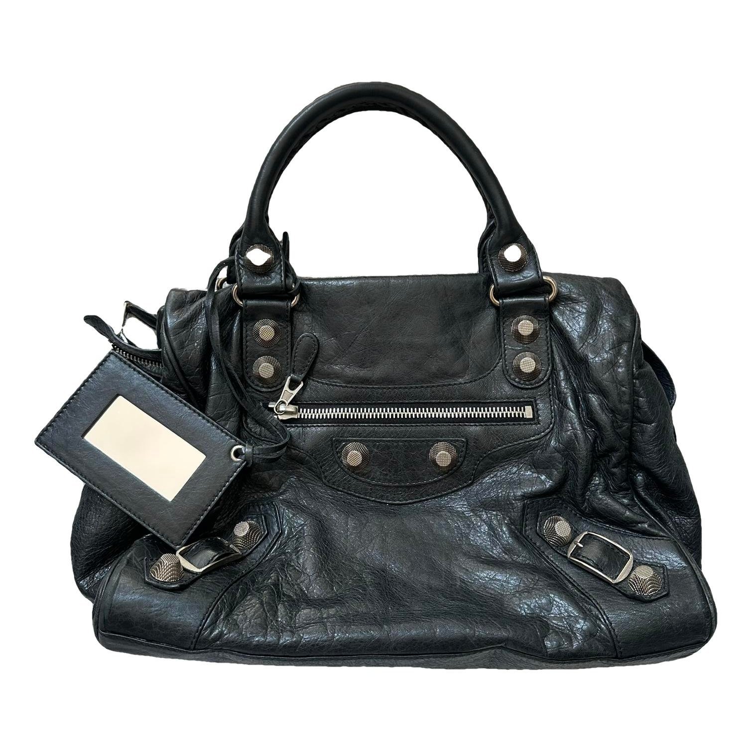 City leather handbag