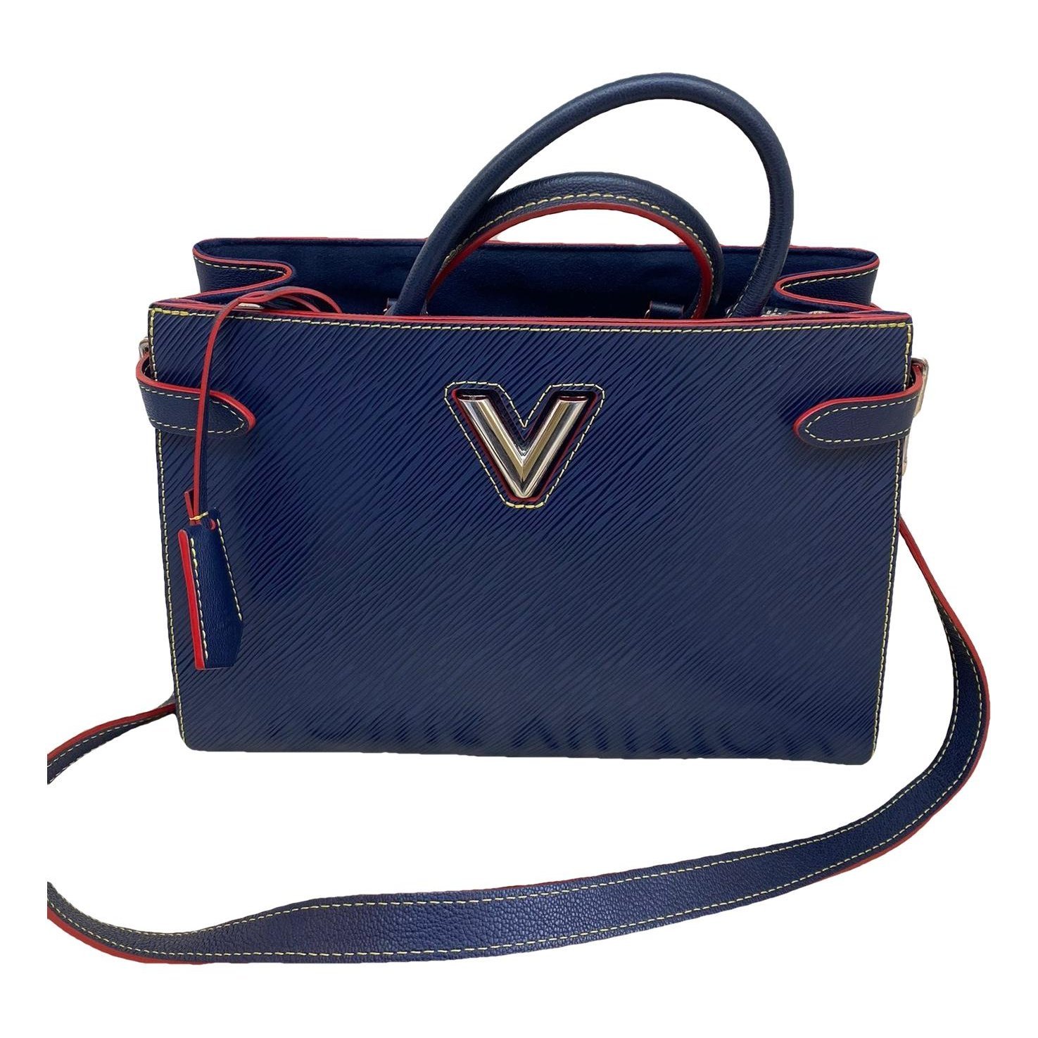 Twist leather tote