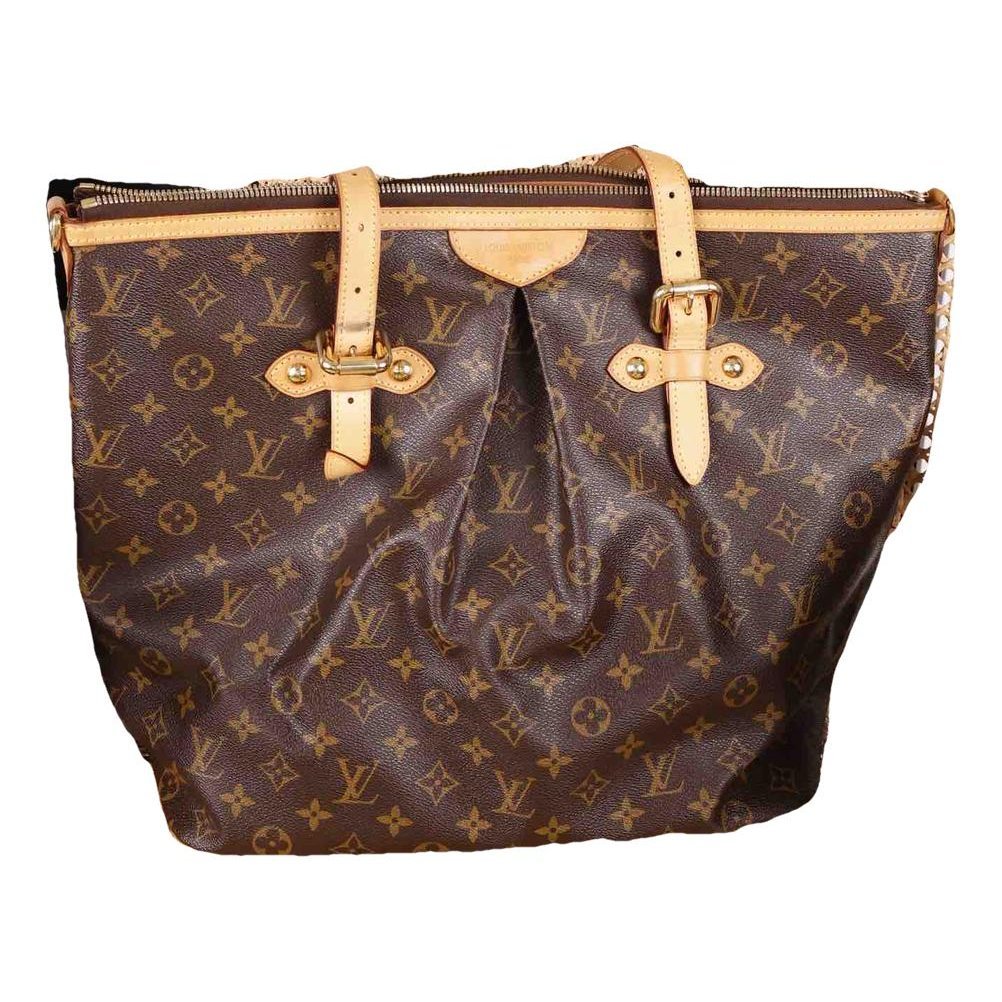 Leather travel bag