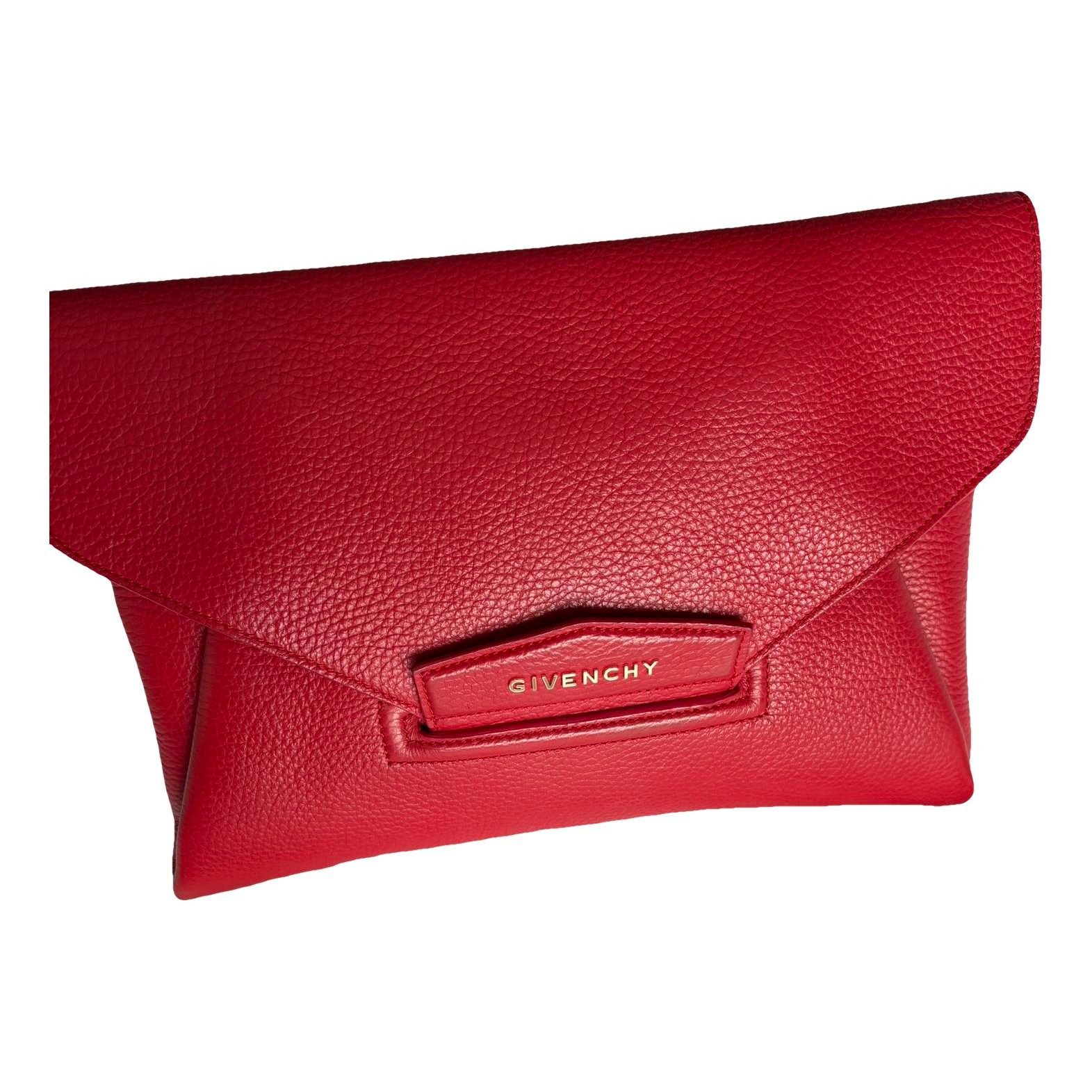 Antigona leather clutch bag