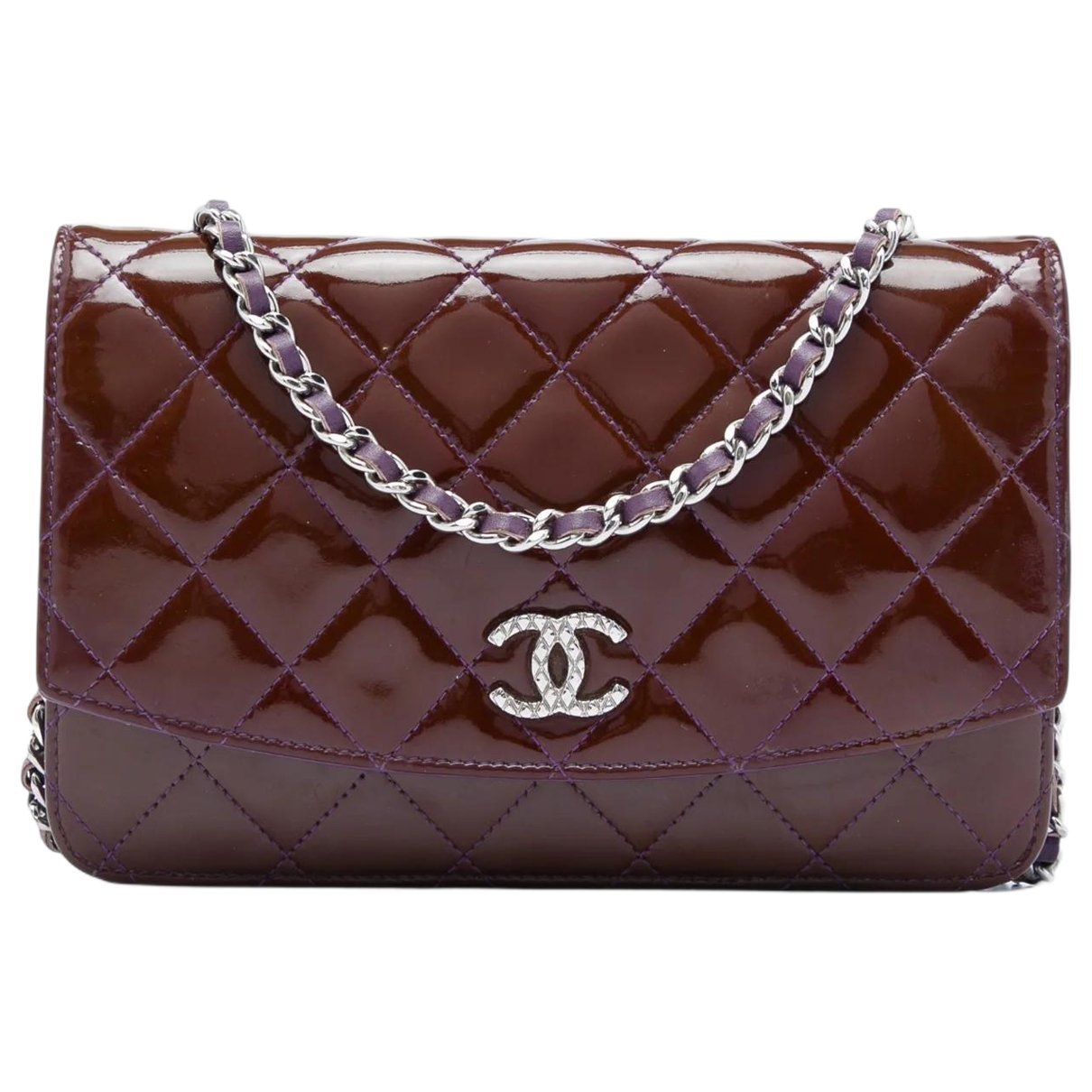 Wallet On Chain leather crossbody bag