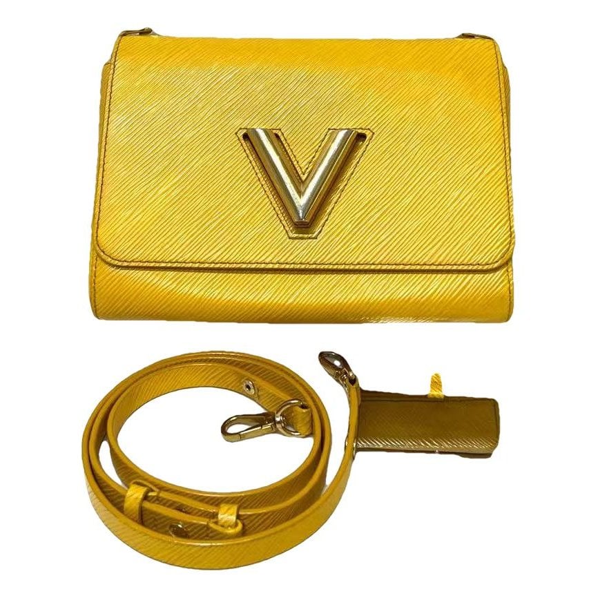Twist leather handbag