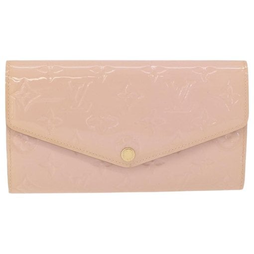 Patent leather clutch bag