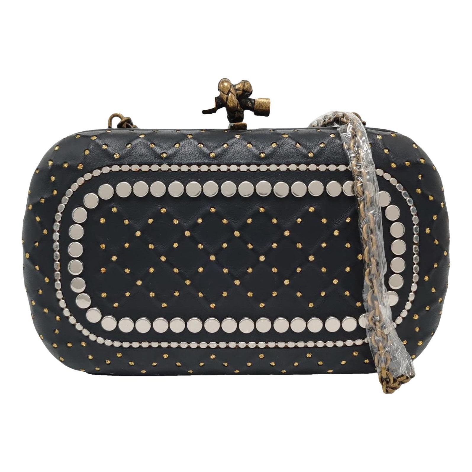 Pochette Knot leather crossbody bag