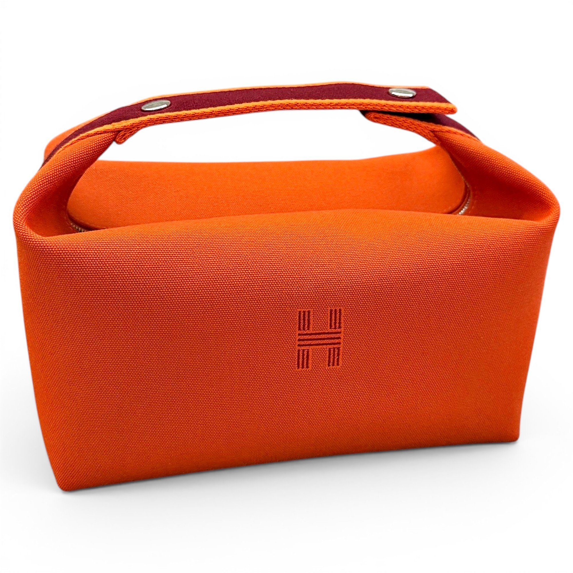 Bride à brac travel bag