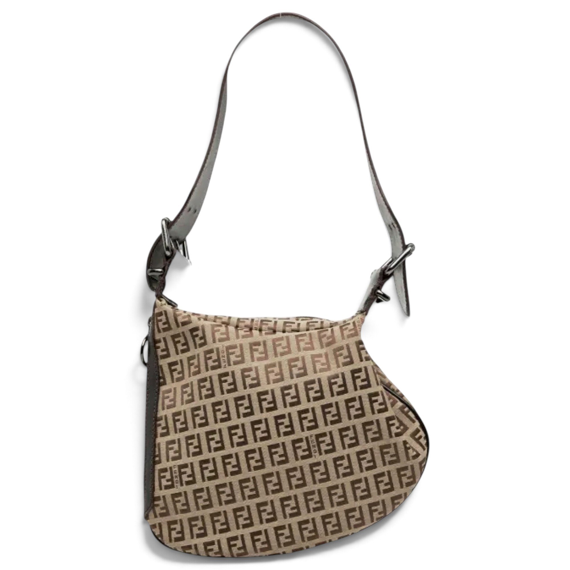 Oyster cloth handbag