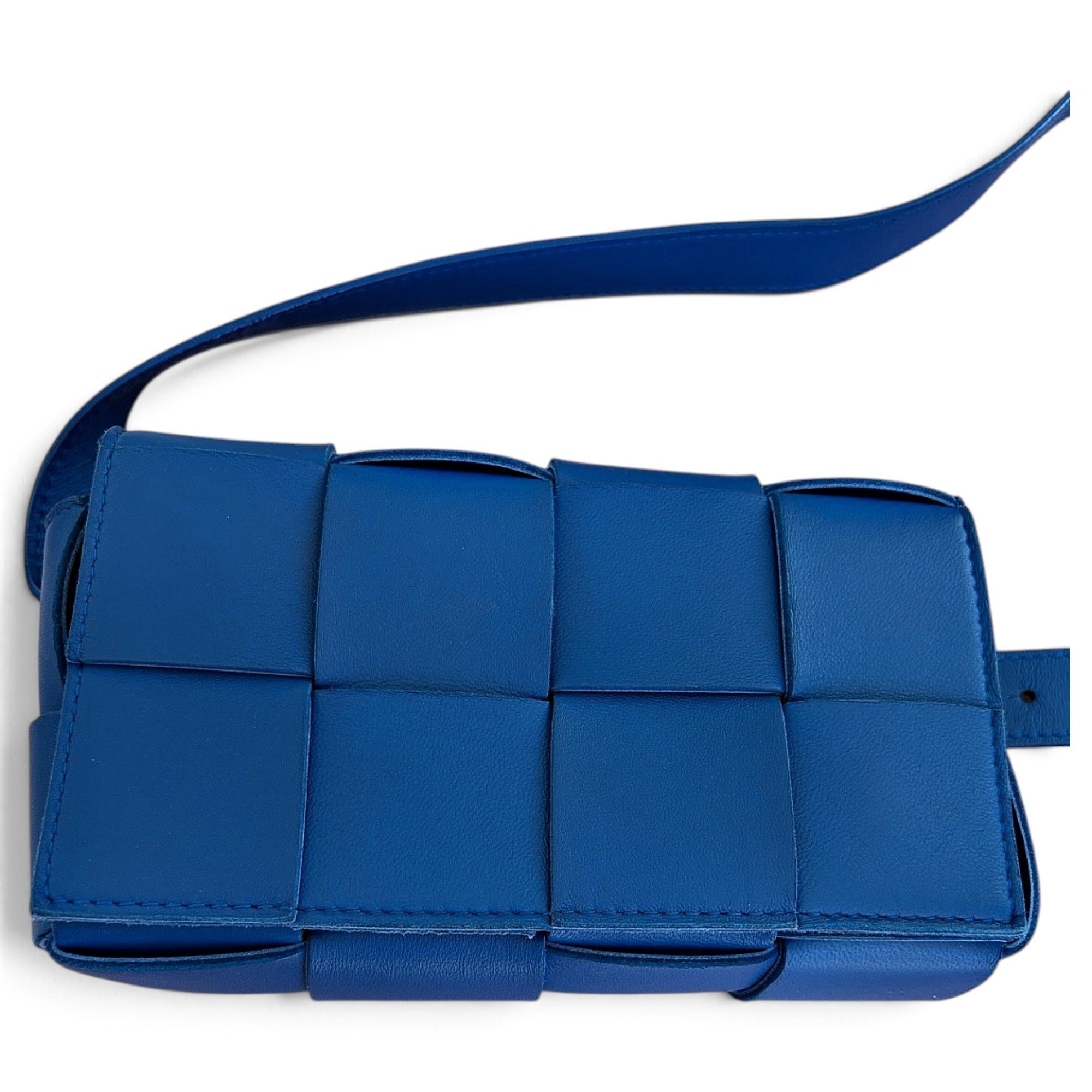 Cassette leather crossbody bag
