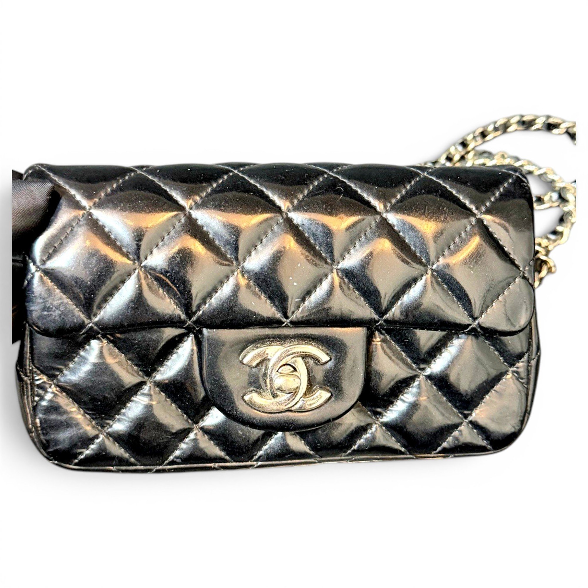 Timeless/Classique patent leather crossbody bag