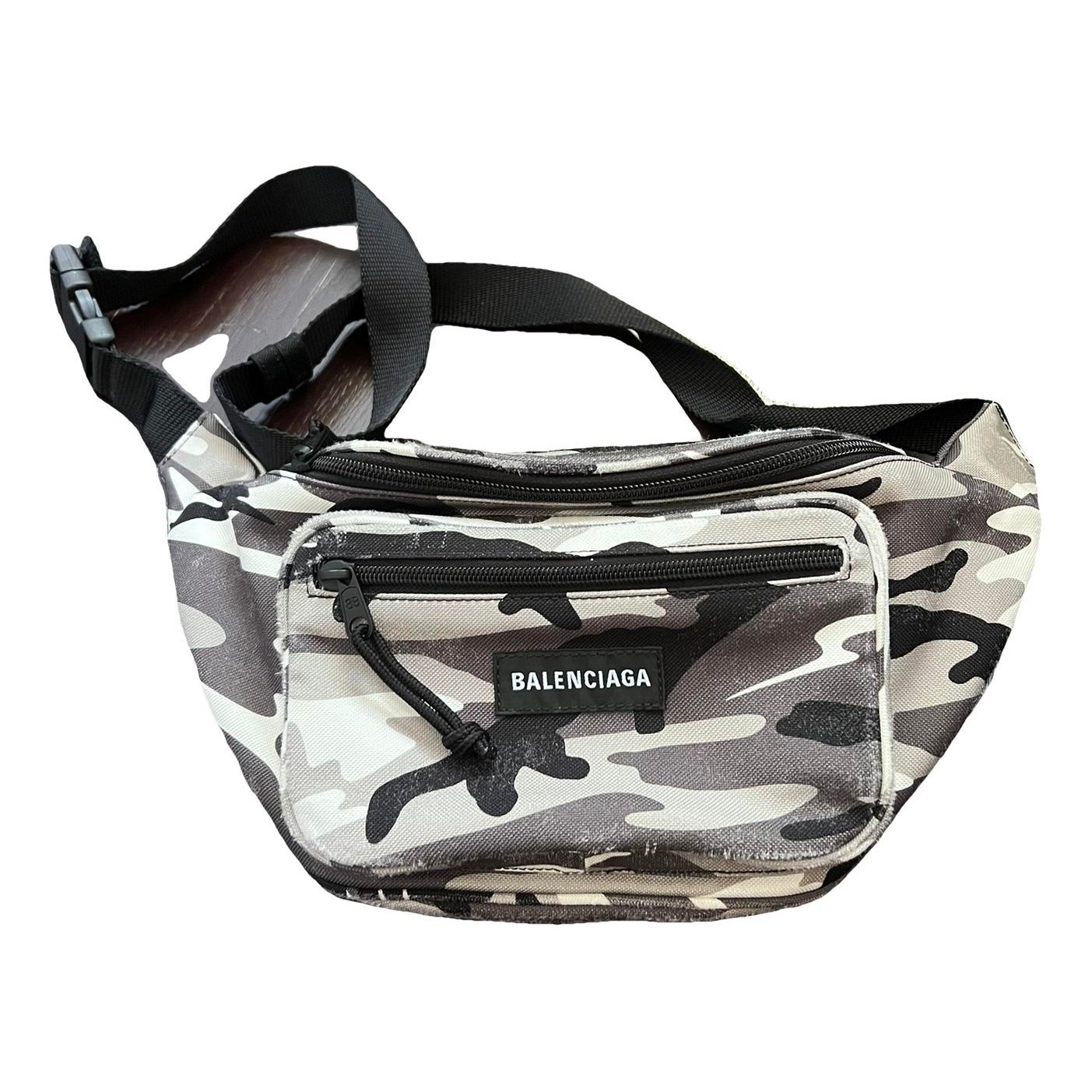 Cloth travel bag