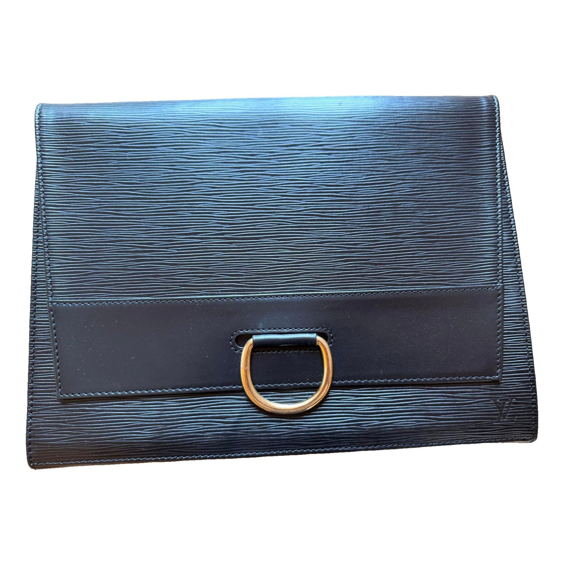 Leather clutch bag