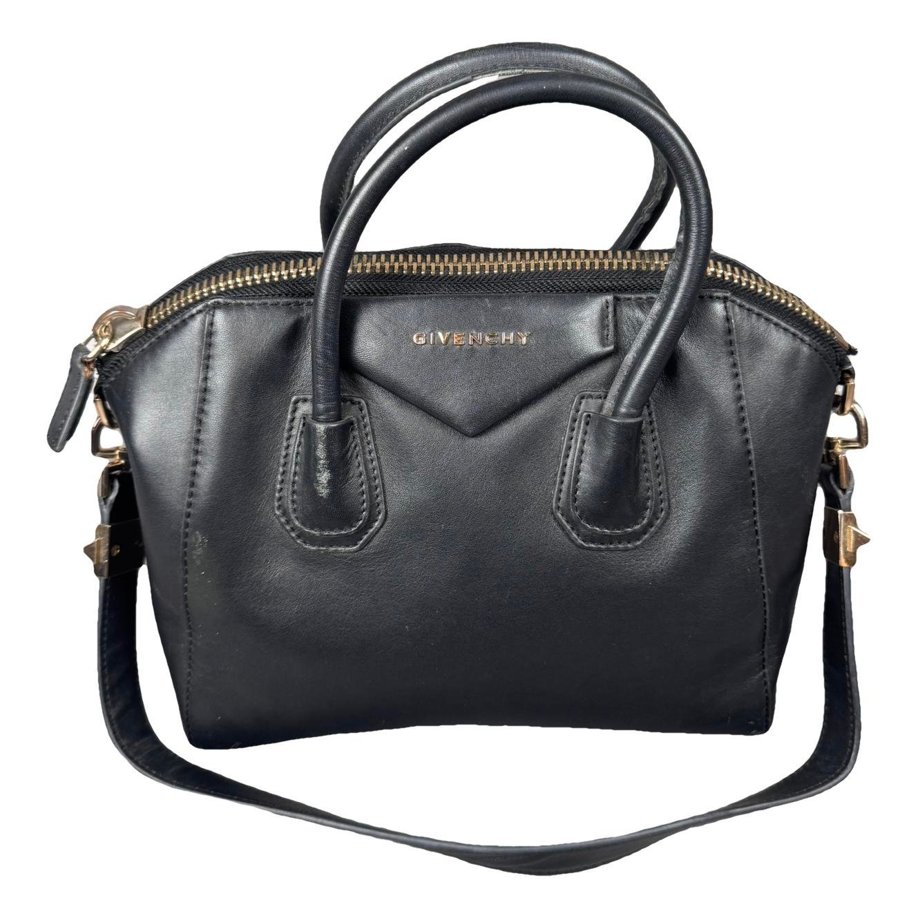 Antigona leather handbag