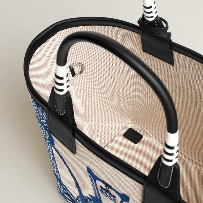 Steeple 25 Bag