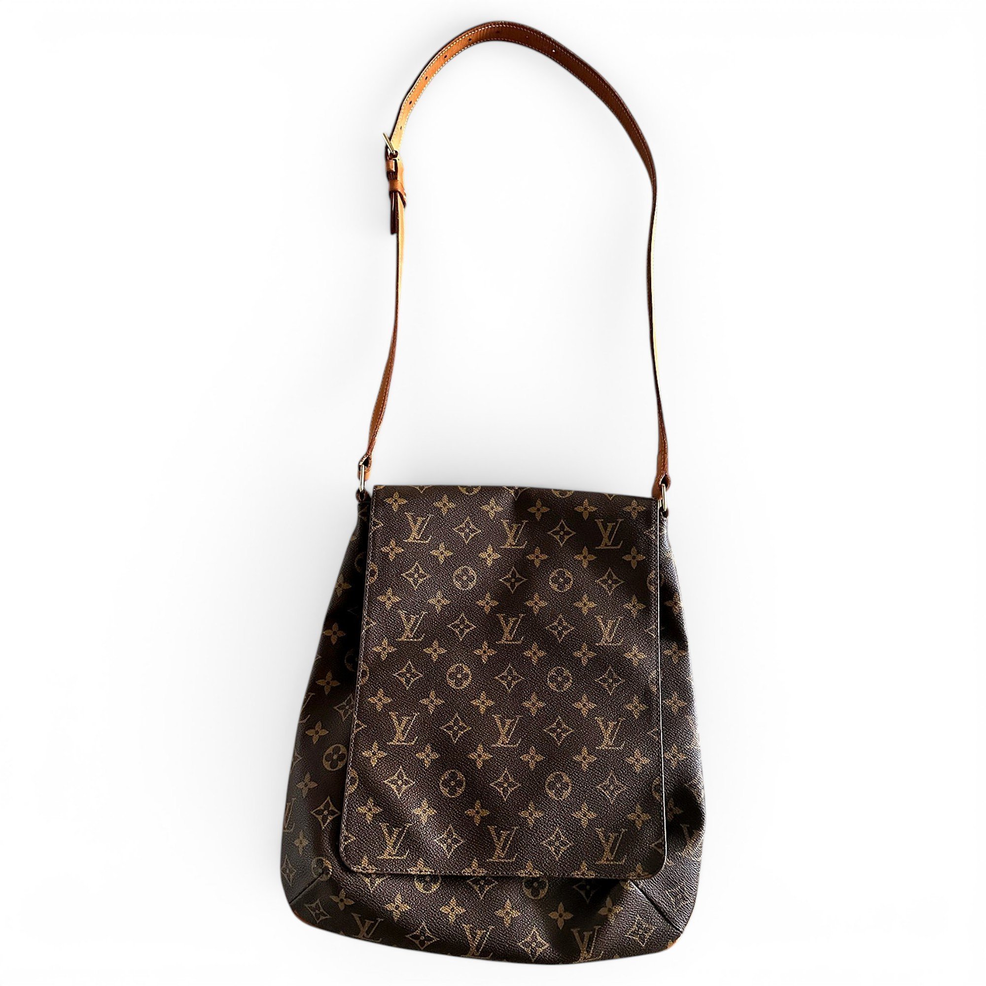 Musette leather crossbody bag