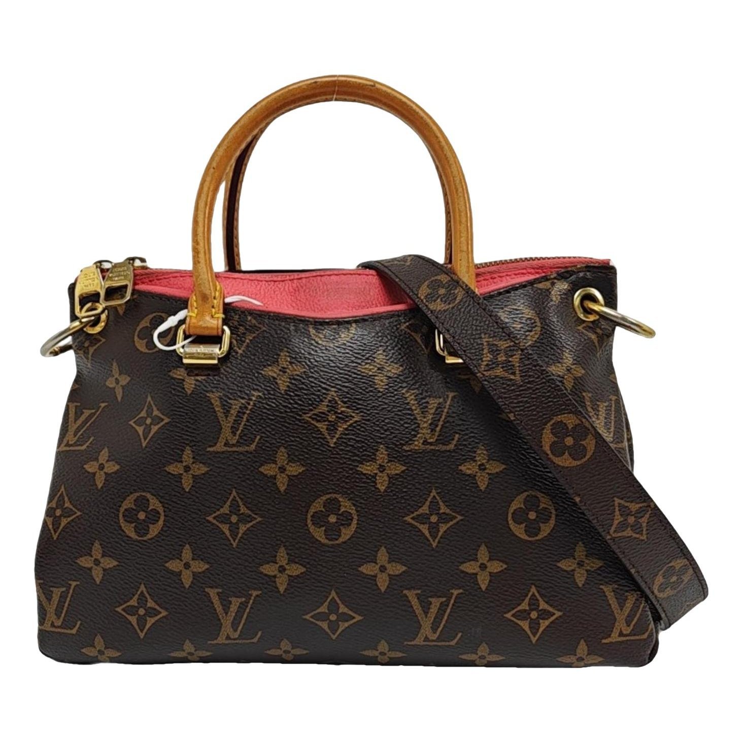 Pallas leather handbag
