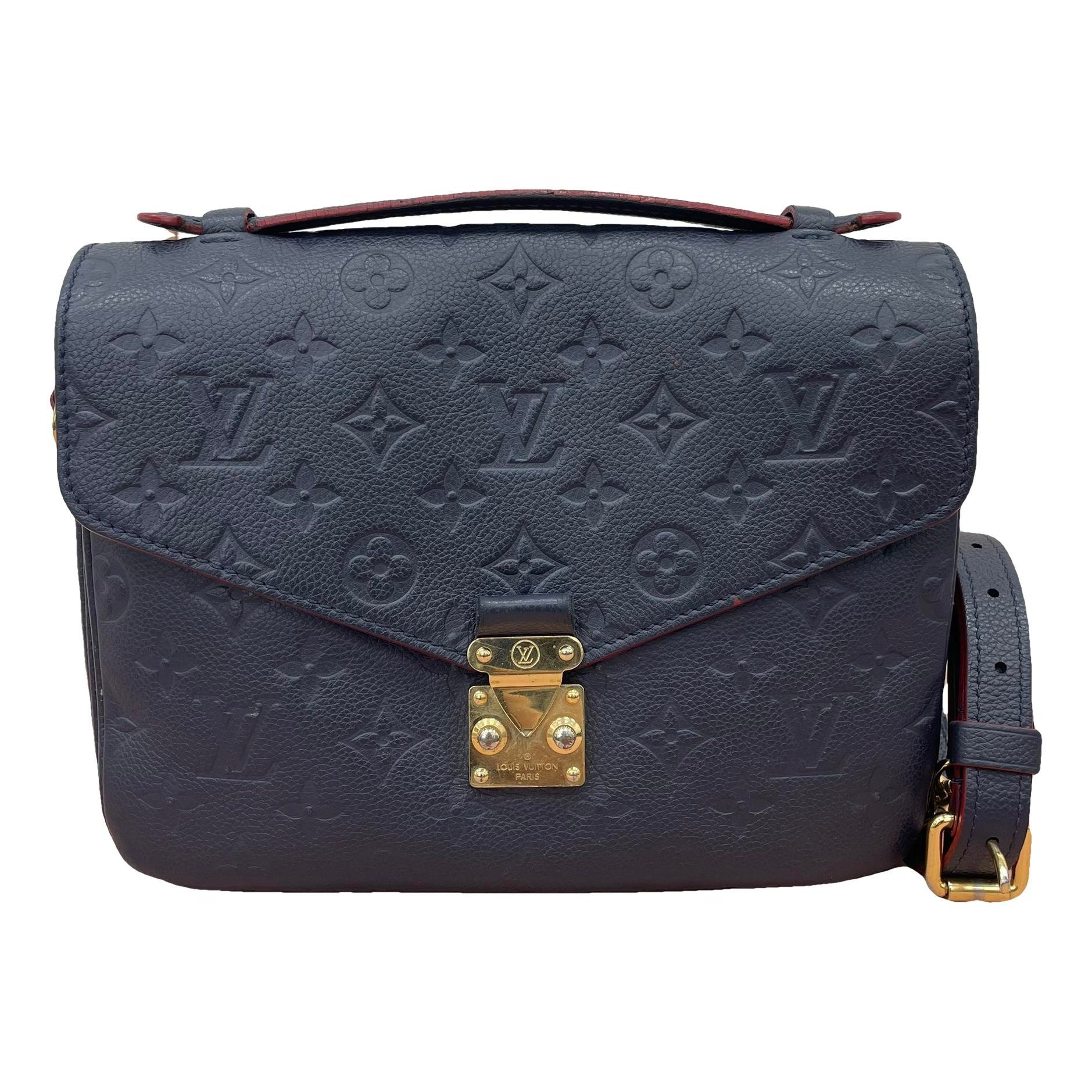 Metis leather handbag