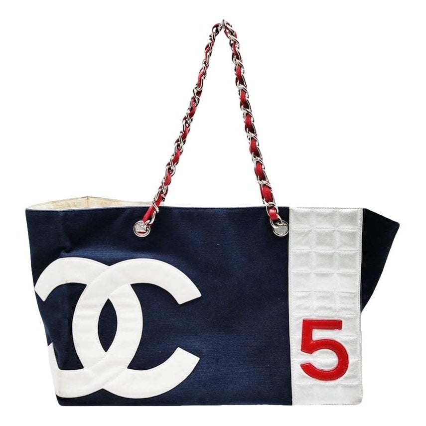 Leather tote