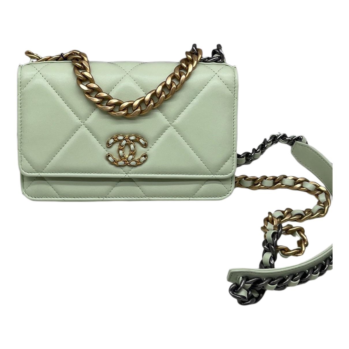 Wallet On Chain Chanel 19 leather mini bag