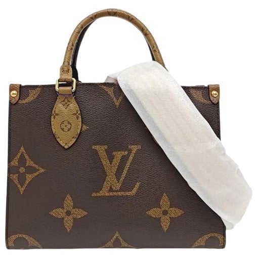 Onthego leather handbag