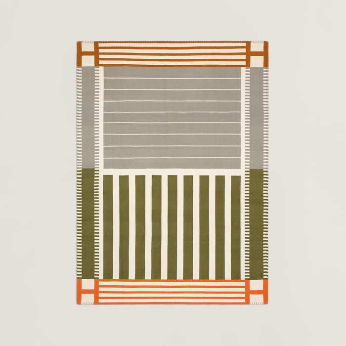 Avalon H Serif Blanket