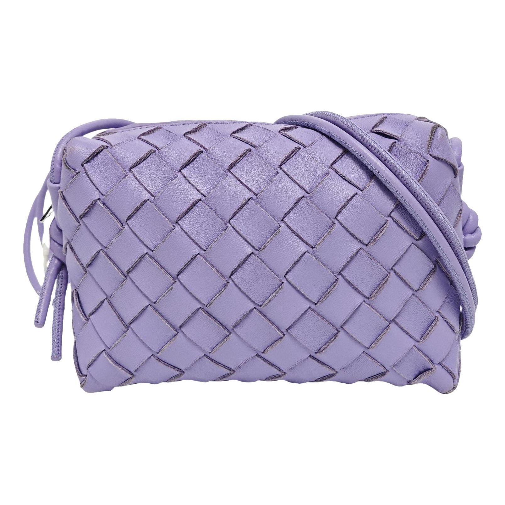 Loop leather handbag