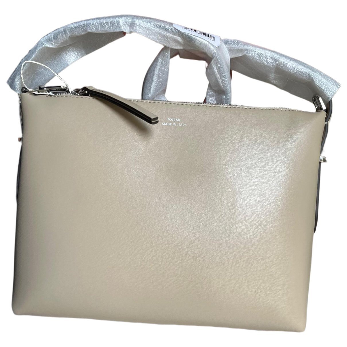 Bevel leather handbag