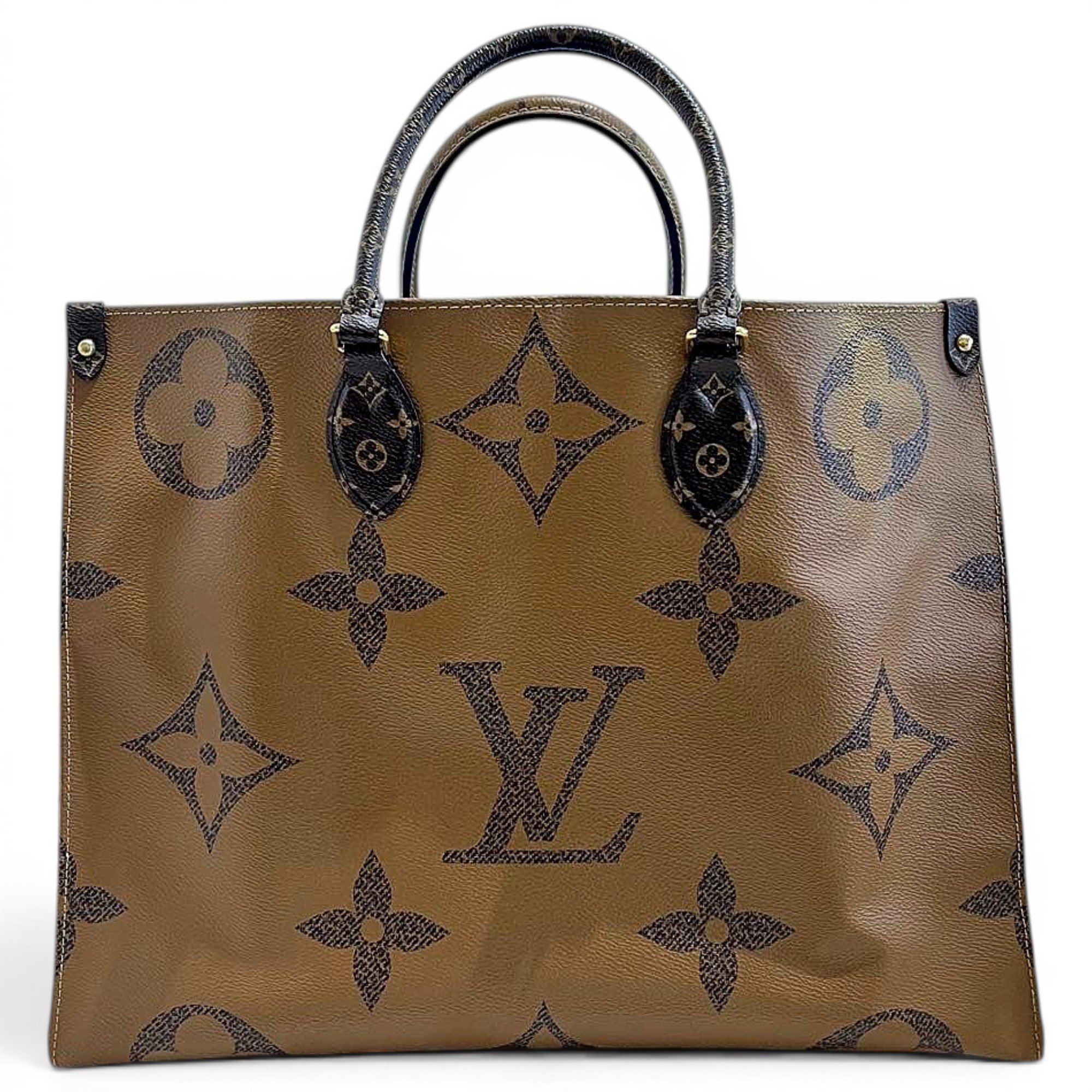 Onthego leather handbag