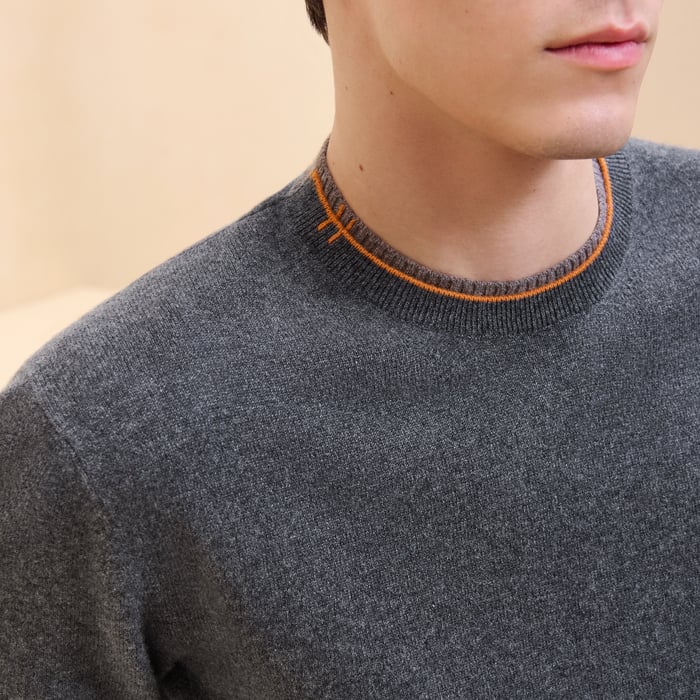Anthracite Cashmere "Doubles Cotes H" Crewneck Sweater