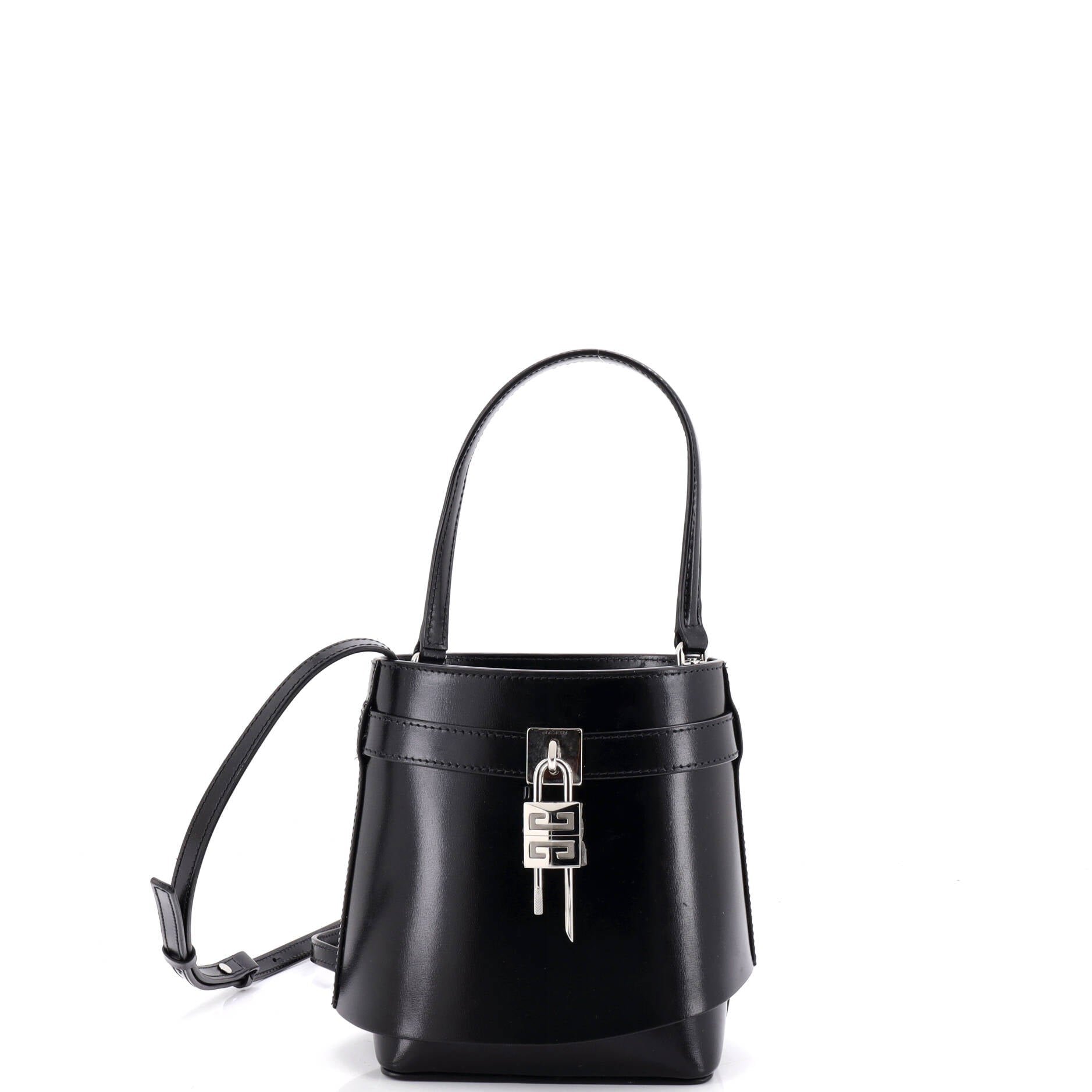 GV Shark Lock Bucket Bag Leather