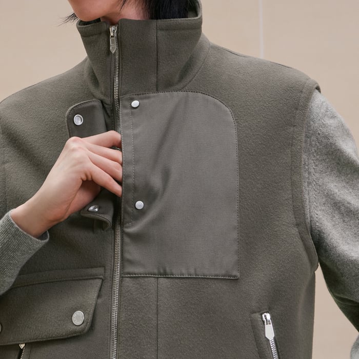 Basalte "Poche a Cheval" Vest