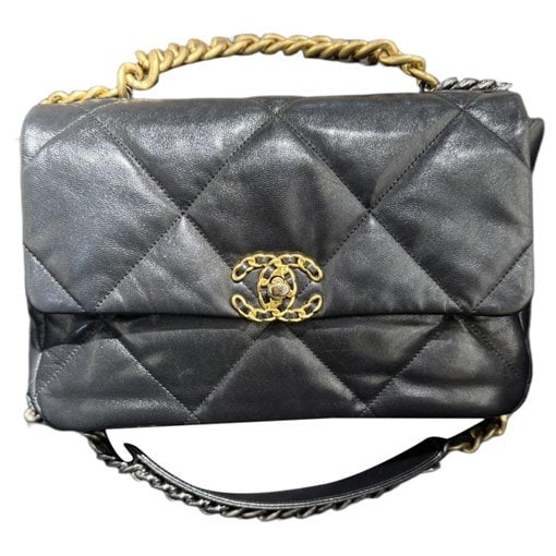 Chanel 19 leather handbag