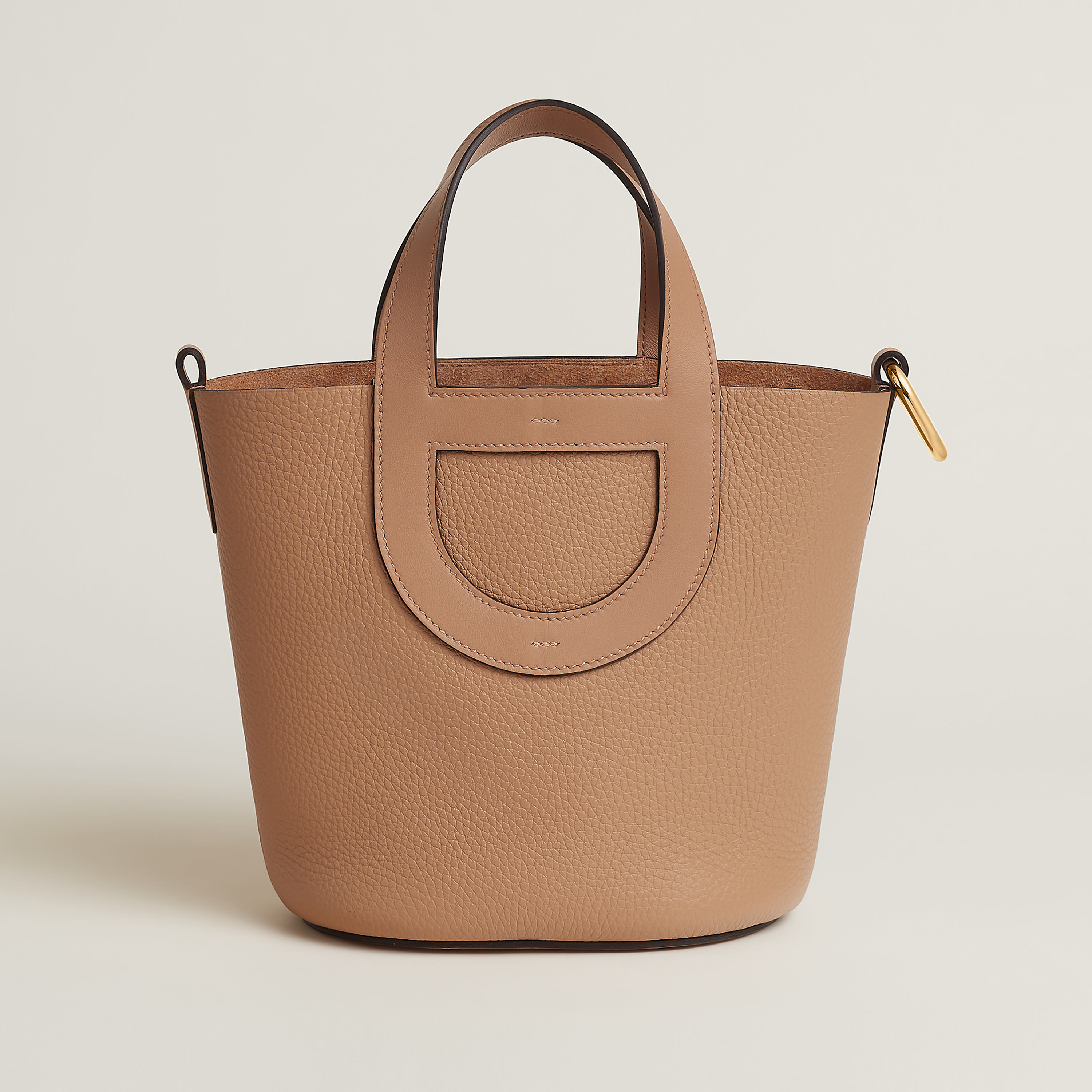 Hermès In-the-Loop 18 백