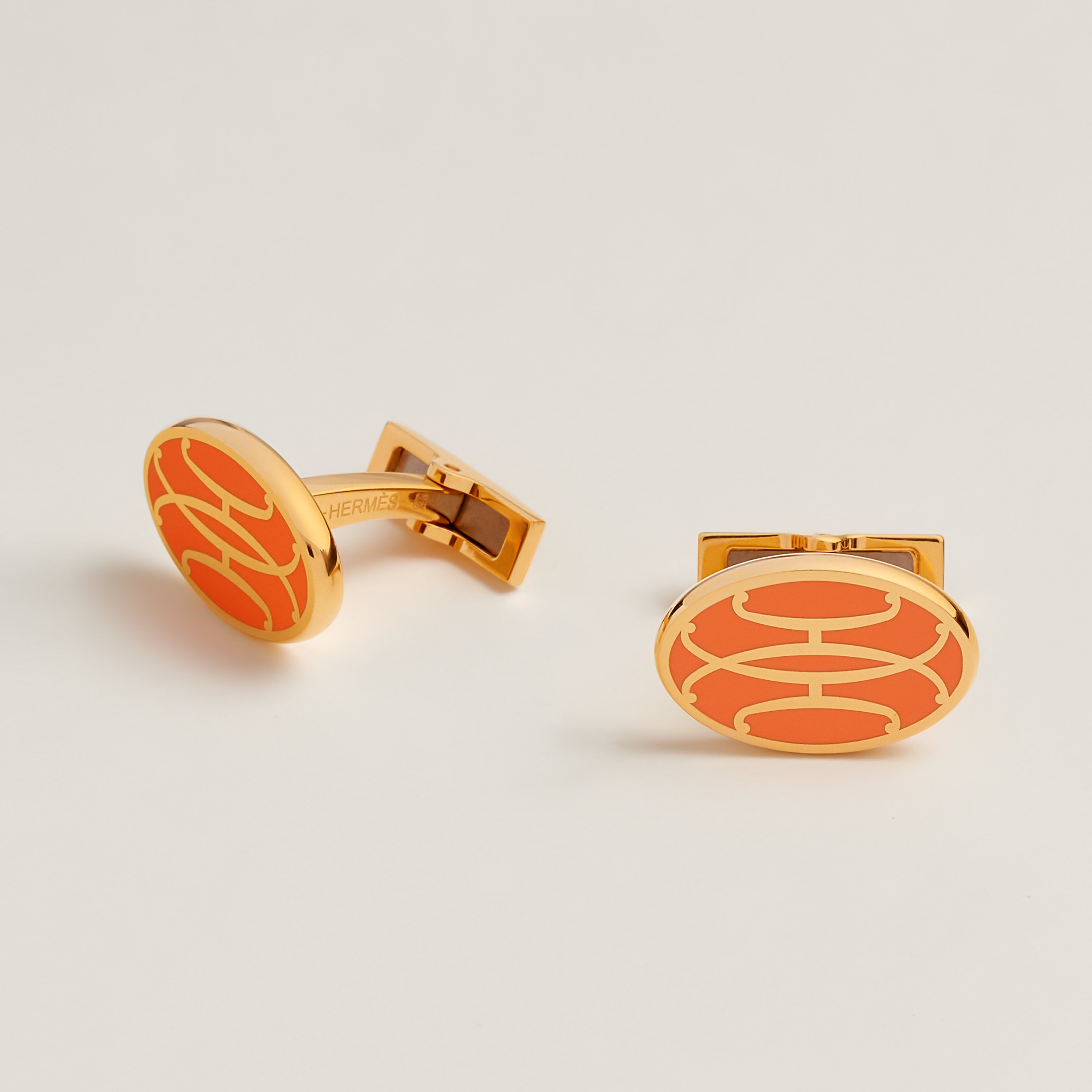 H Lift cufflinks