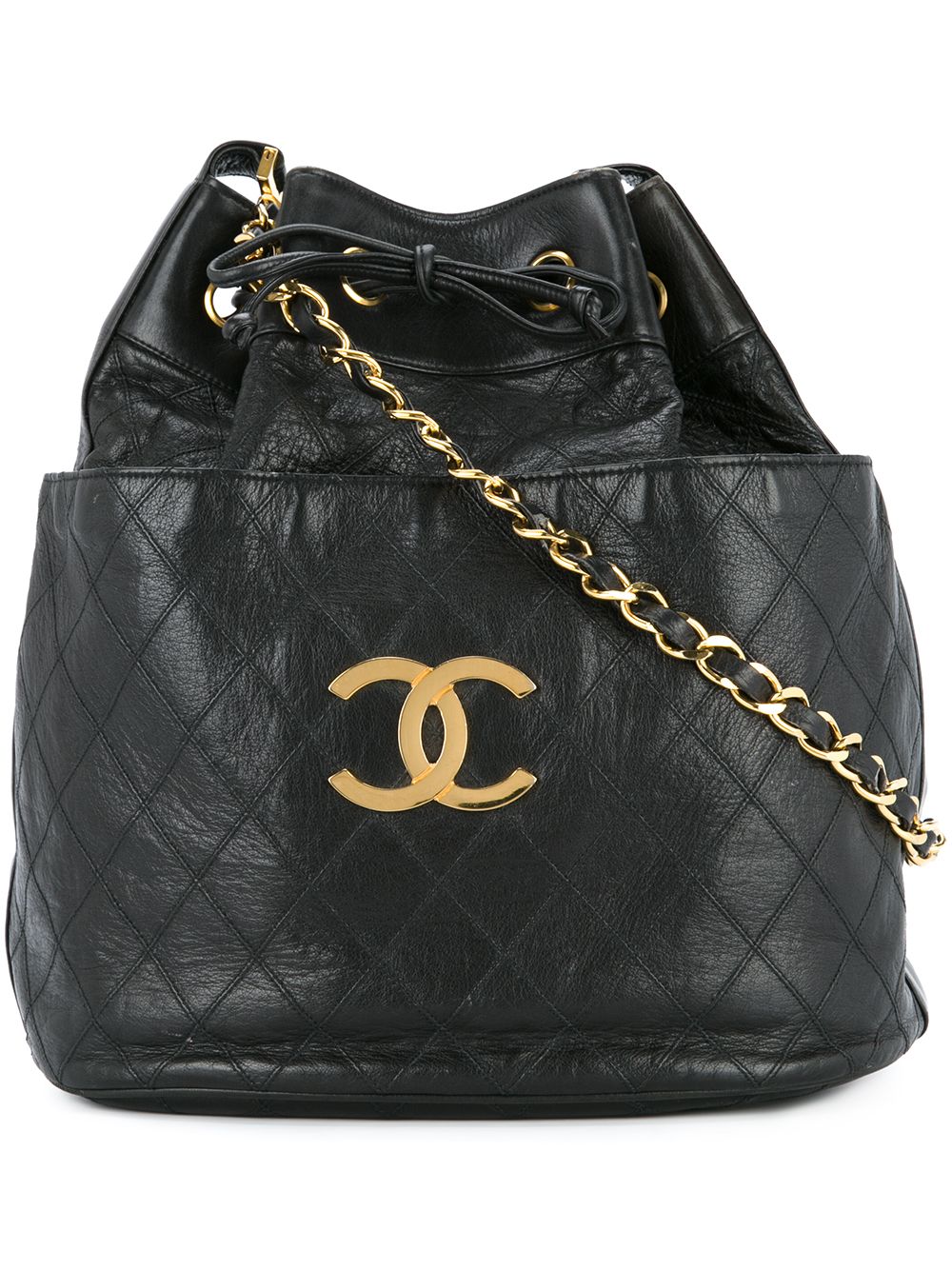 drawstring quilted chain shoulder bag