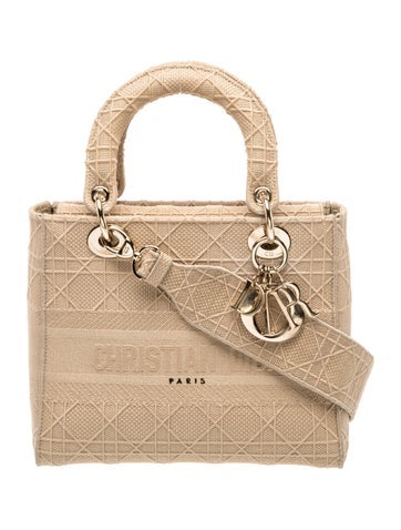 Cannage Lady Dior Medium
