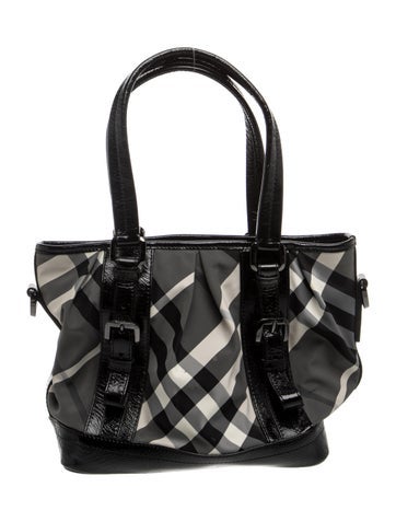 Burberry Beat Check Shoulder Bag