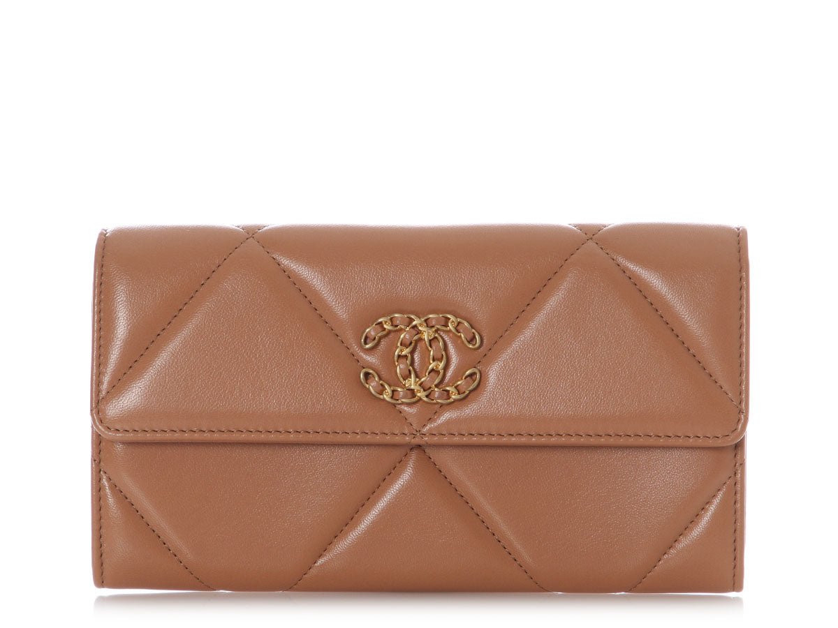 Chanel Brown Quilted Calfskin 19 Flap Wallet