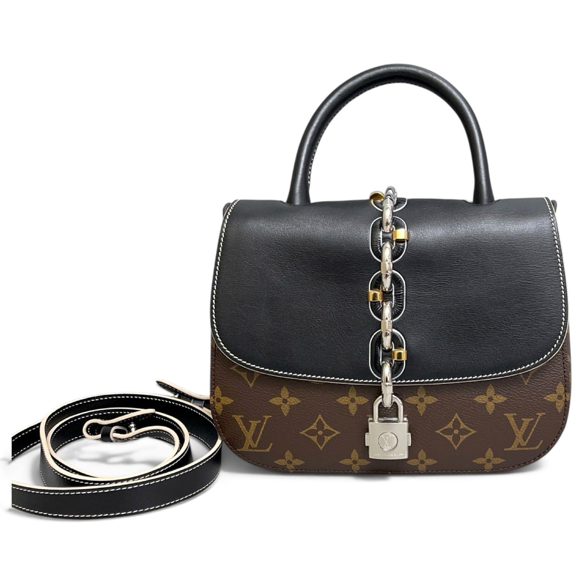 Chain It cloth handbag