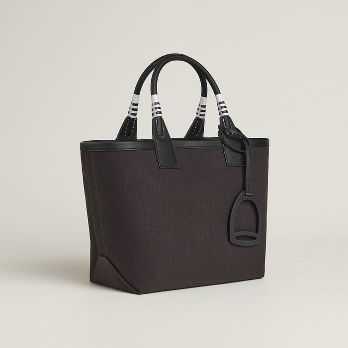 Steeple 25 Bag