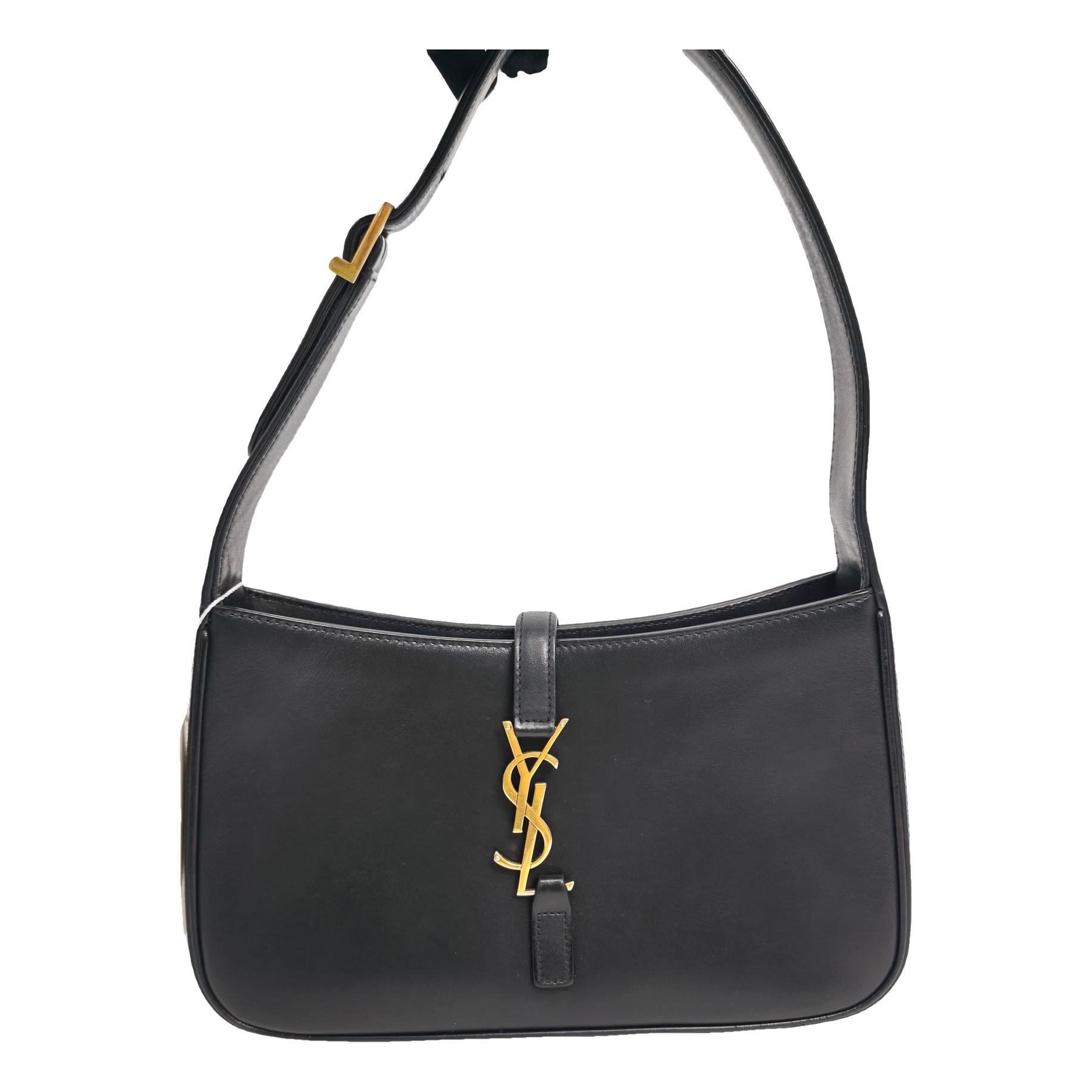 Le 57 leather handbag