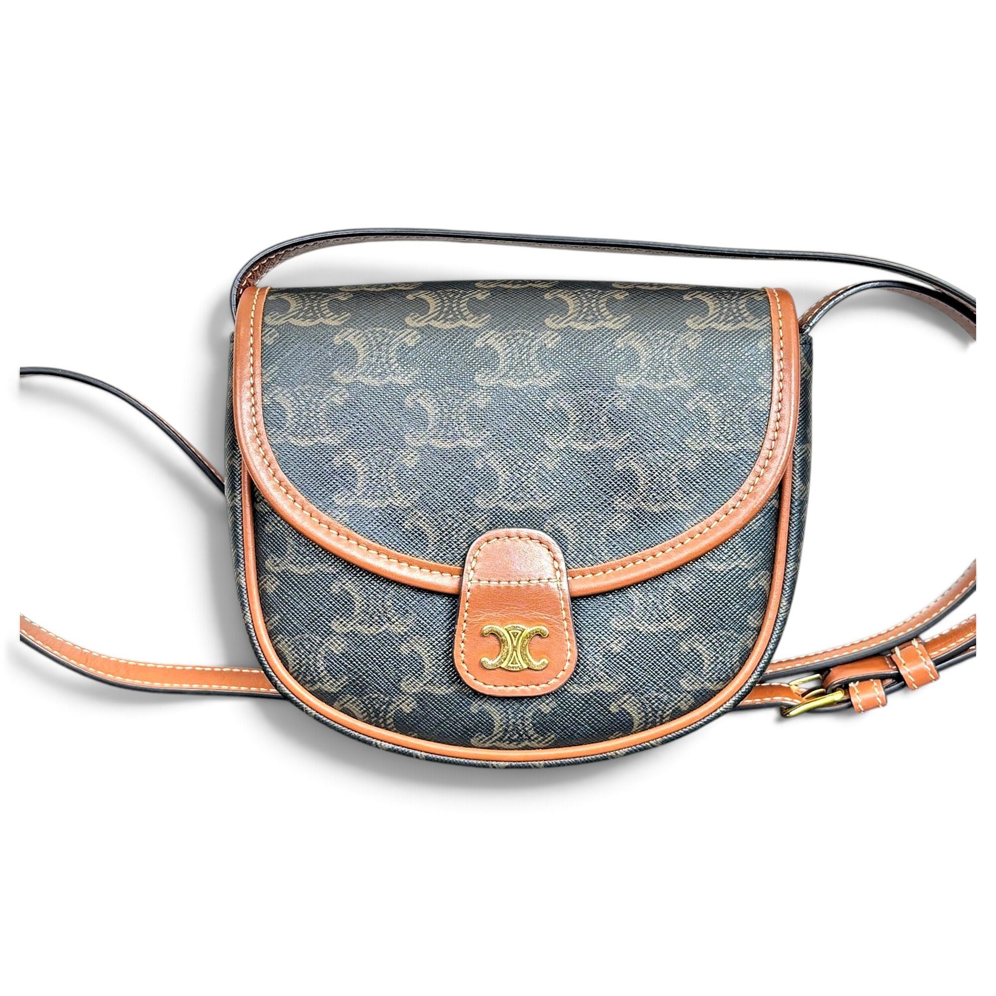 SAC 16 BESACE leather handbag
