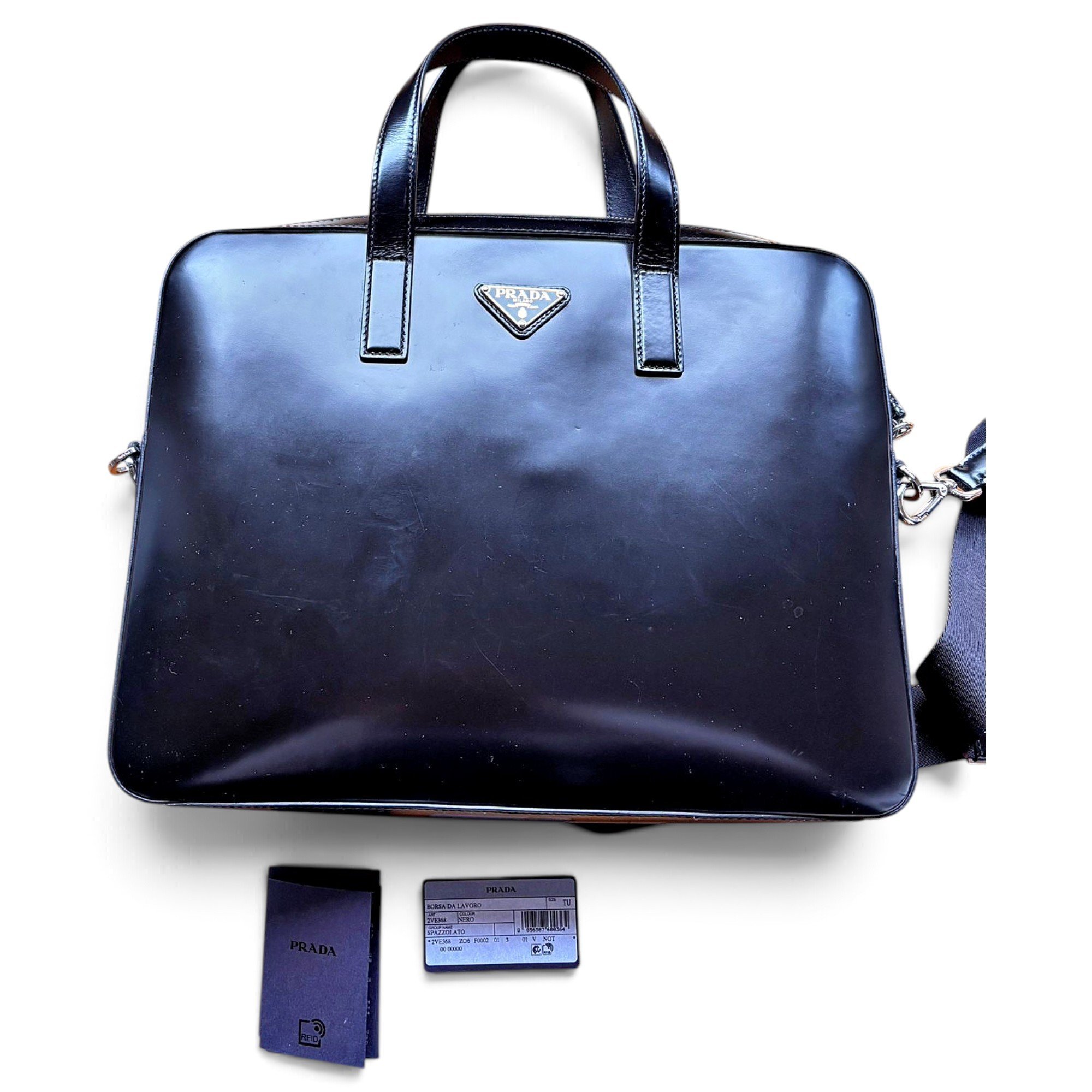 Leather handbag