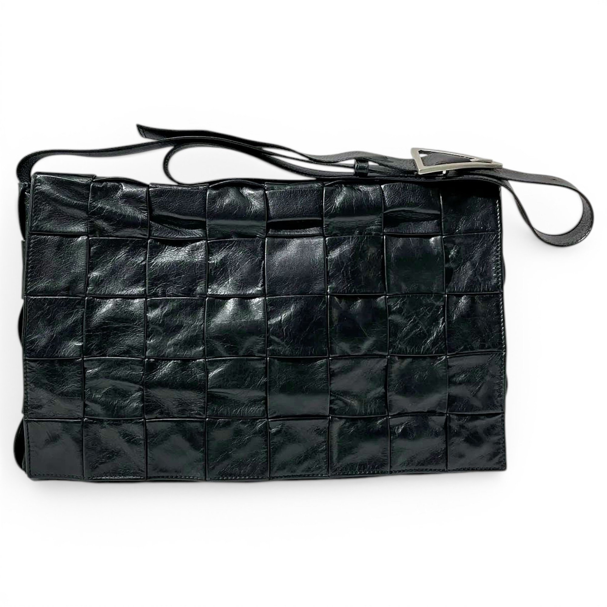 Cassette leather crossbody bag