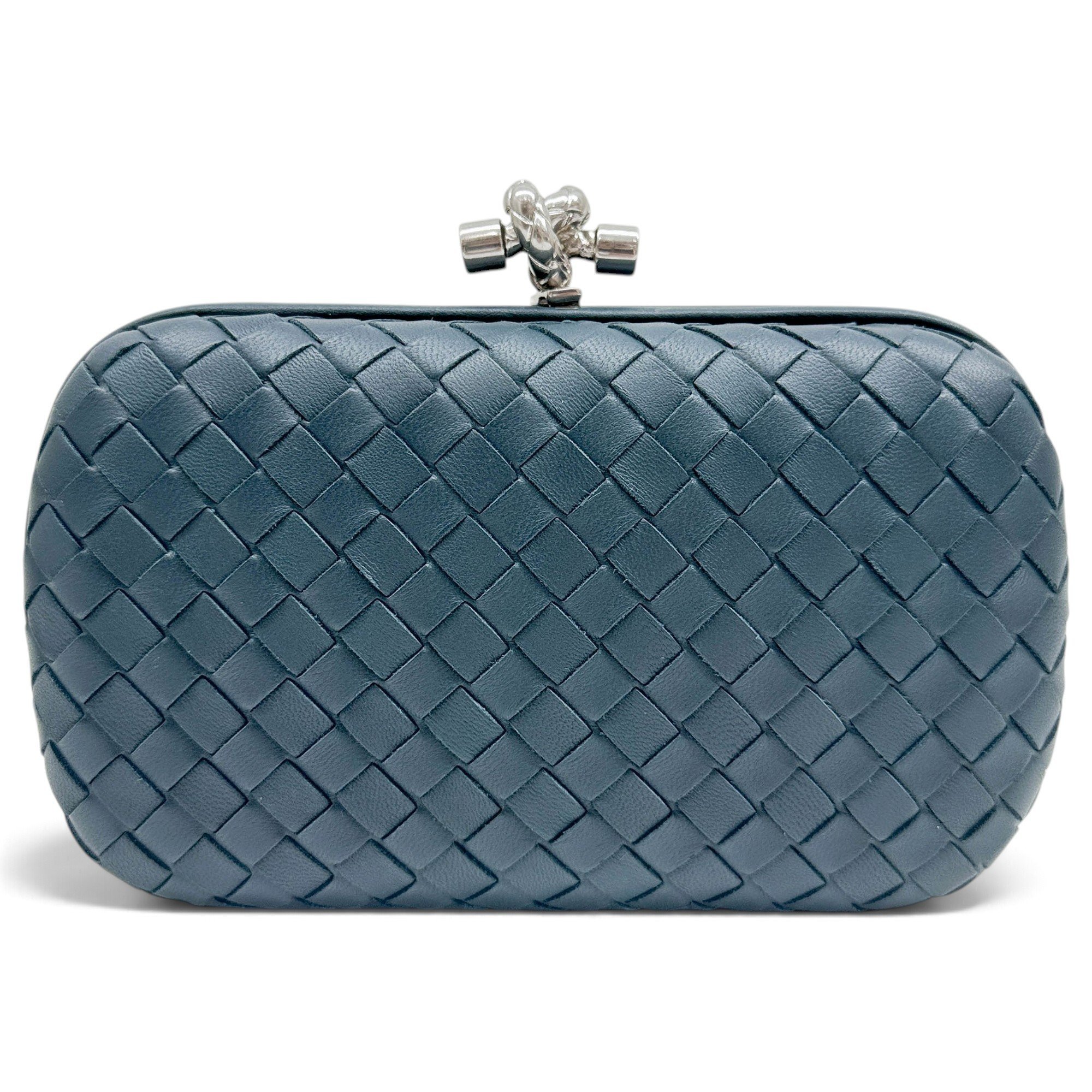 Pochette Knot leather handbag