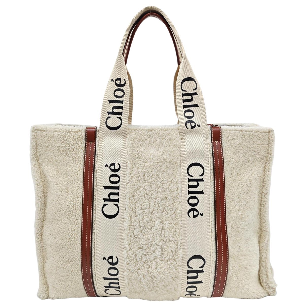 Woody wool handbag